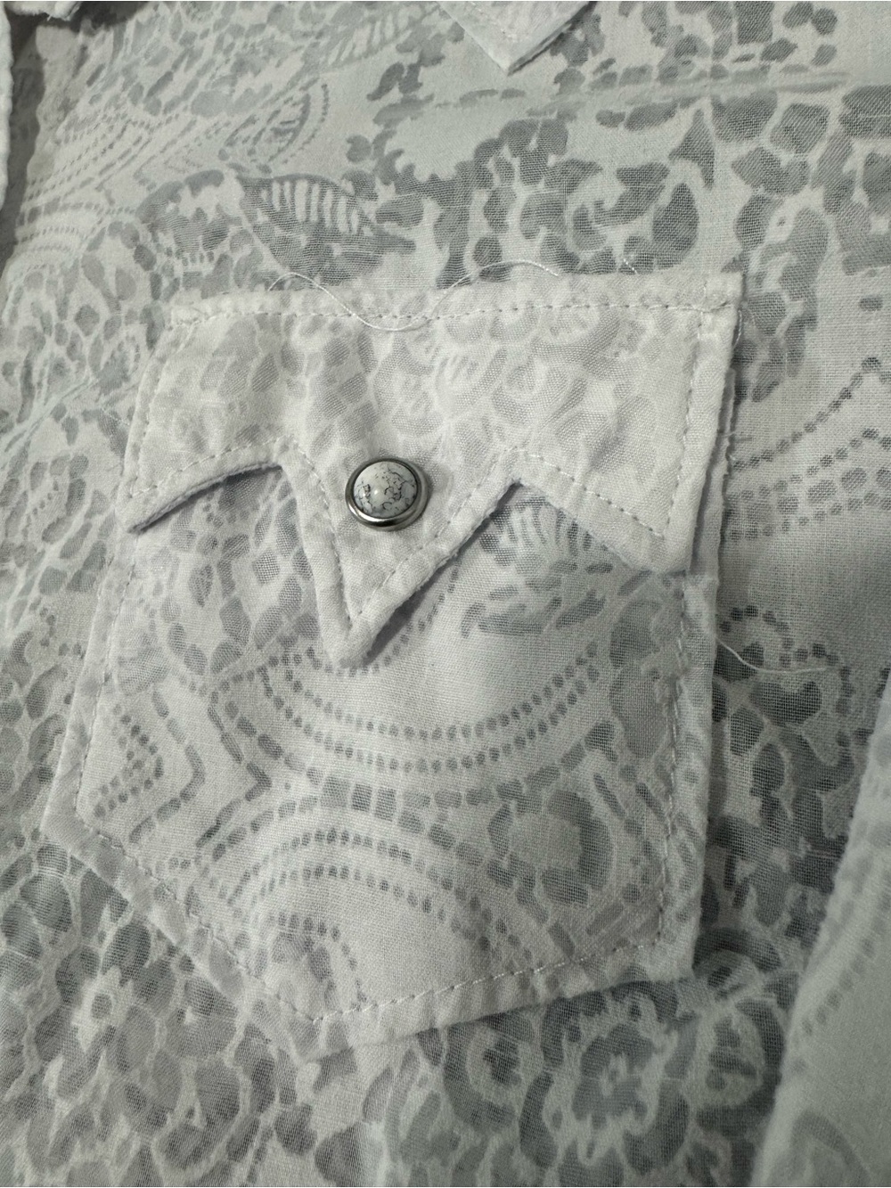 Ariat White Paisley Snap Western Shirt - Picture 5 of 5